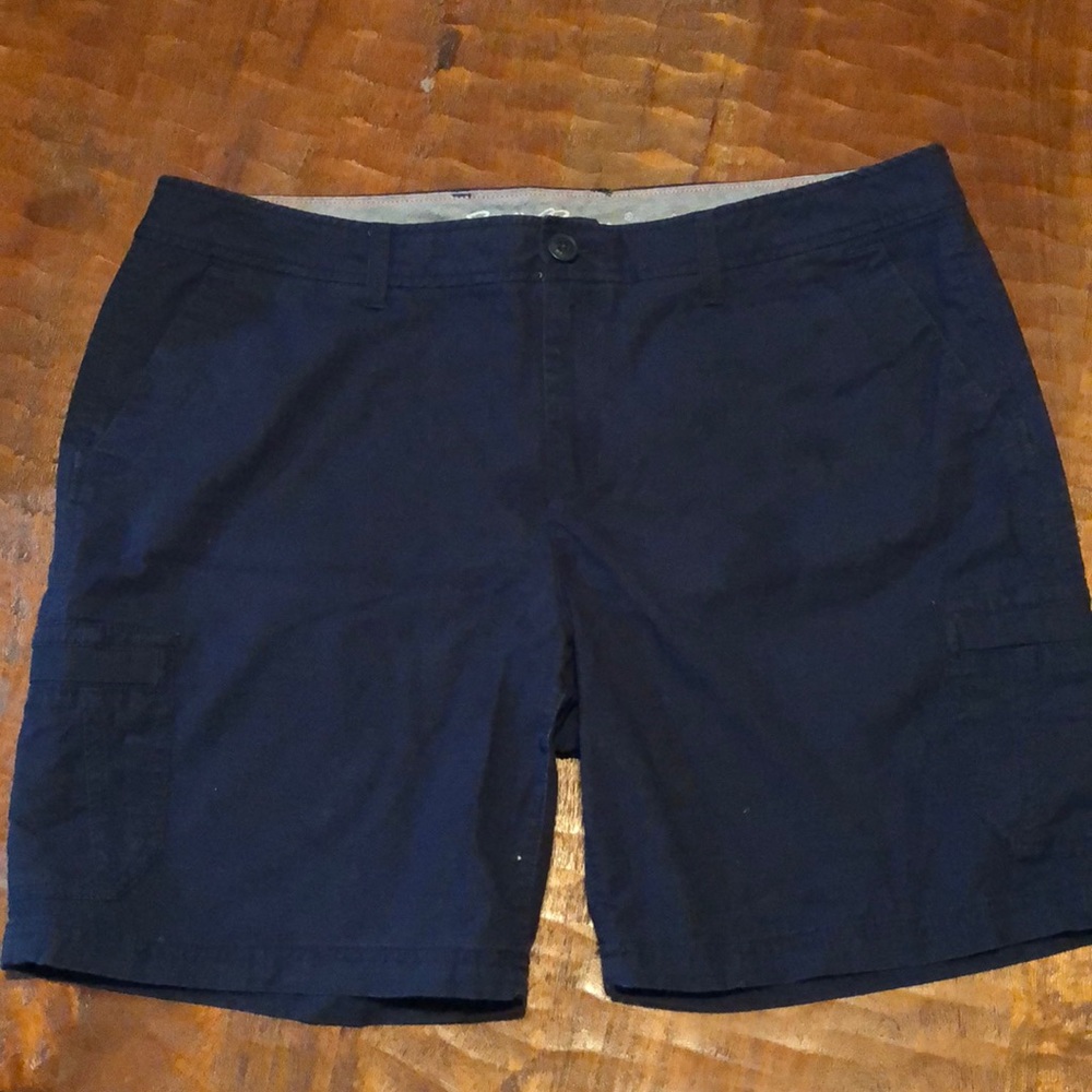 Eddie Bauer “slightly curvy” shorts